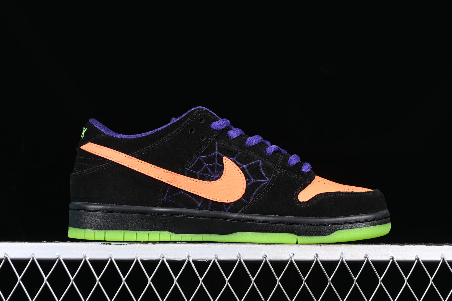 Dunk Low SB Night of Mischief Halloween | דאנק נמוכות