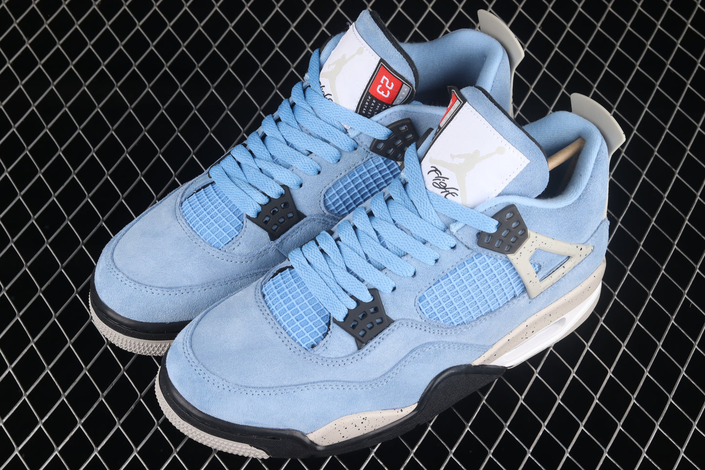 Air Jordan 4 Retro University Blue | ג'ורדן 4