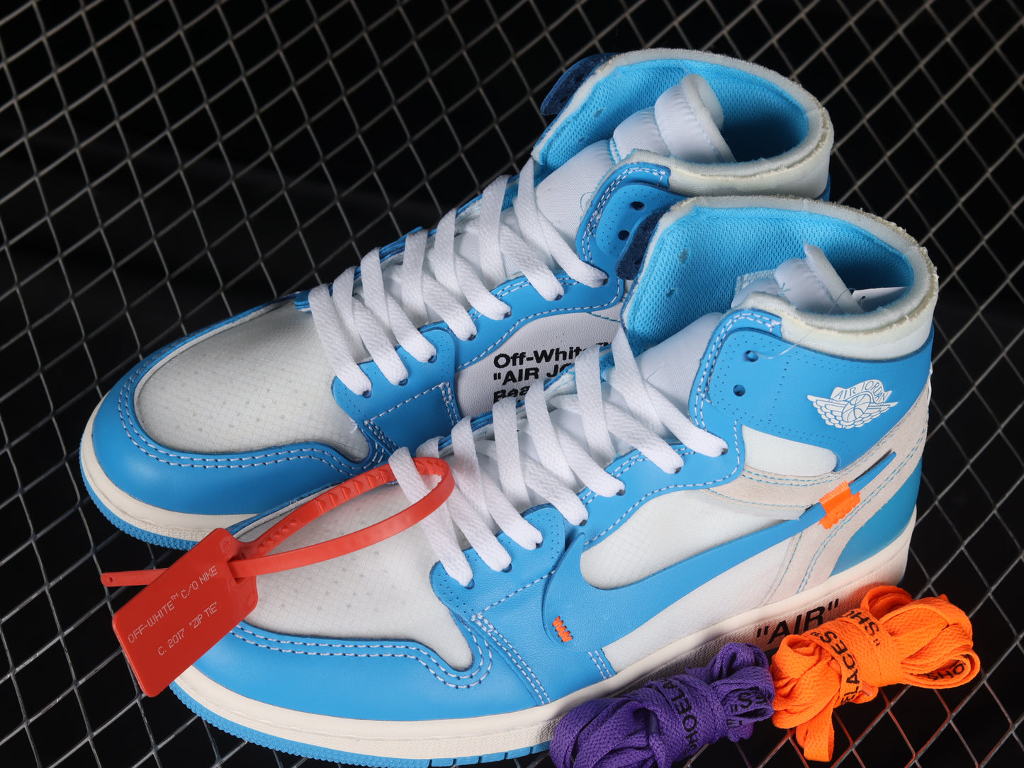 Air Jordan 1 High Off-White™ "UNC" | ג'ורדן 1 גבוהות