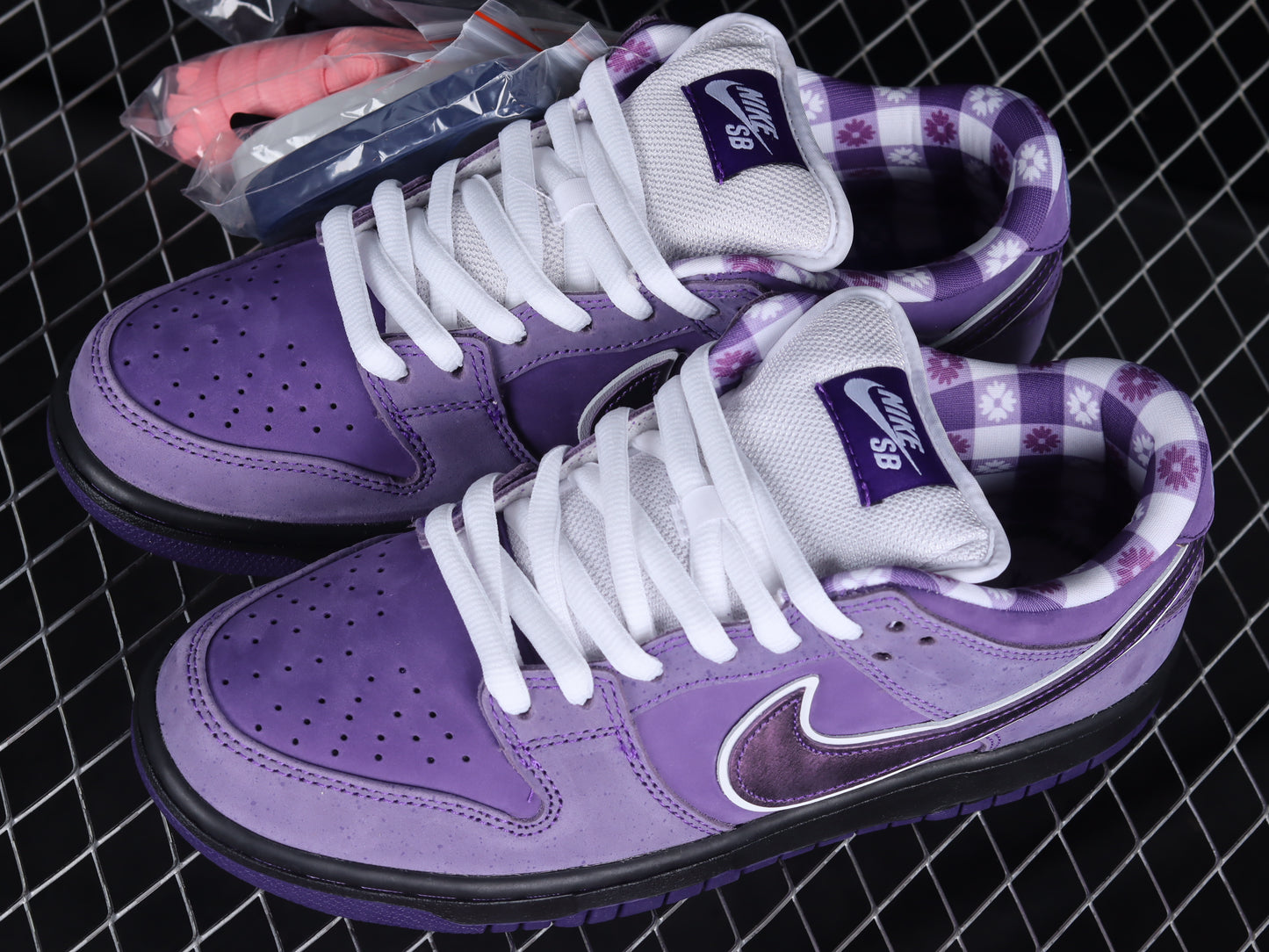 Dunk Low SB Purple Lobster | דאנק נמוכות